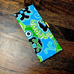 100% silk Vintage Banana Republic clutch stunning print and bamboo clasp